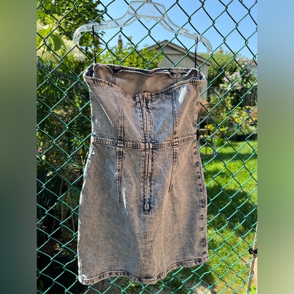 Zara denim dress. - Picture 2 of 3